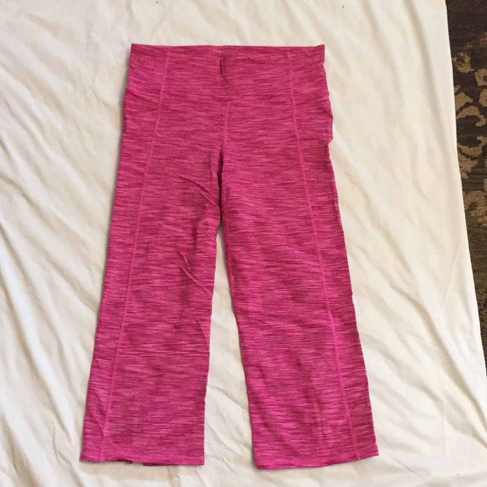 Athleta pink workout capris, size medium